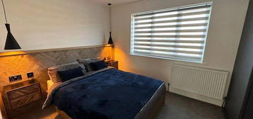 Room to rent in Castlecombe Road, London SE9