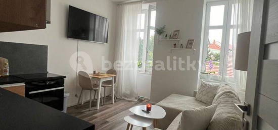 Prodej bytu 2+kk 37 m², Lochovice