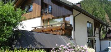 Charmante 1,5-Zimmer-Maisonette-Wohnung mit Einbauküche in Triberg im Schwarzwald