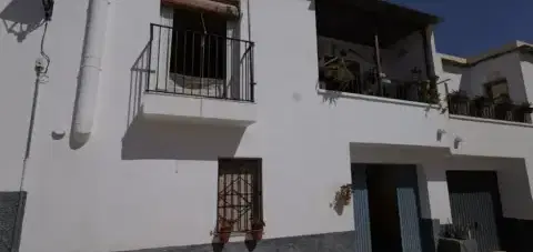 Casa adosada en calle Reina Sof&#xED;a, 13