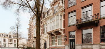 Van Eeghenstraat 63