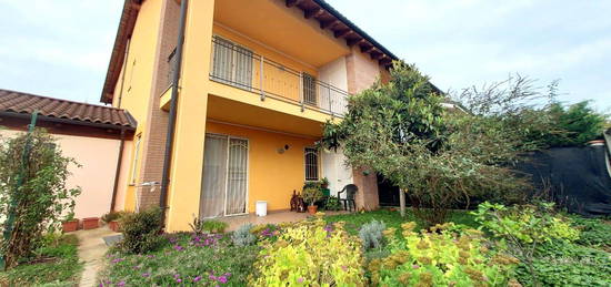 Villa unifamiliare via Don Lorenzo Milani 6, Centro, Carmagnola