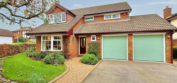 4 bedroom detached house for sale