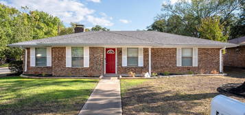 501 Edgewood Ave, Corsicana, TX 75110