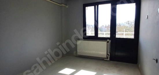 KİRALIK ÇINARLIDA 3+1 140 M2 DOĞALGAZLI ŞÖMİNELİ DAİRE