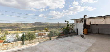 Casa en calle Redonda en Alcalá la Real