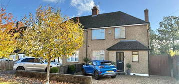 3 bedroom semi-detached house to rent