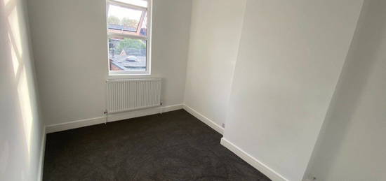 Flat to rent in Oxford Road, Reading RG30