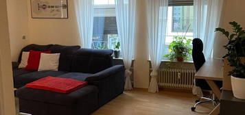 Direkt am Hauptmarkt wohnen! Helle bezahlbare 2 Zimmer Wohnung