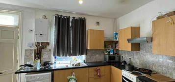 2 bedroom terraced house