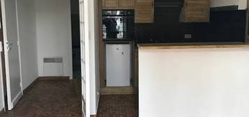 Appartement  à louer, 2 pièces, 1 chambre, 45 m²