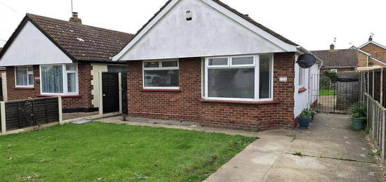 Detached bungalow to rent in Thorpe Road, Clacton-On-Sea CO15