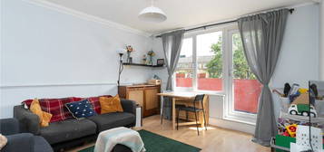 Flat for sale in Houghton Close, London E8