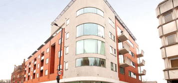 2 bed flat to rent