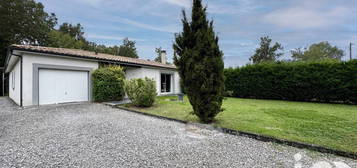 Maison de plain-pied  à vendre, 5 pièces, 4 chambres, 115 m²