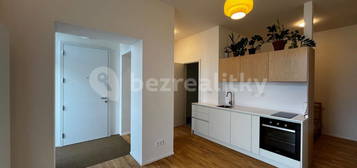 Pronájem bytu 1+kk 31 m², Osadní, Praha