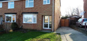 3 bedroom semi-detached house