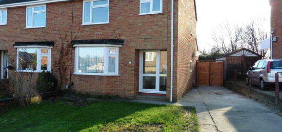 3 bedroom semi-detached house