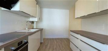 *Gemütliche 2-Zimmer-Wohnung mit Einbauküche und Balkon in Wandsbek*
