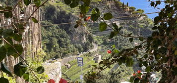 Villa unifamiliare via Valle delle Ferriere-Pontone 14, Pontone, Scala