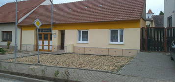 Prodej  rodinného domu 160 m², pozemek 241 m²