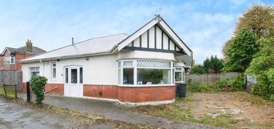 3 bedroom semi-detached bungalow for sale