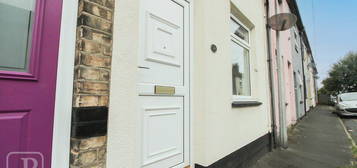 Terraced house to rent in Princess Street, Harwich, Essex CO12