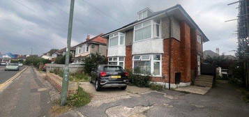 3 bed maisonette to rent