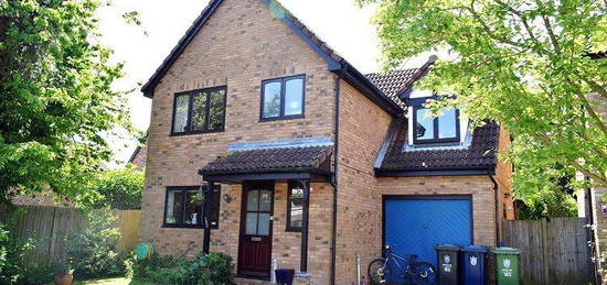 Detached house to rent in The Sycamores, Milton, Cambridge CB24