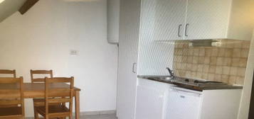 Appartement F2 meublé à Chauny