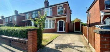 3 bedroom semi-detached house