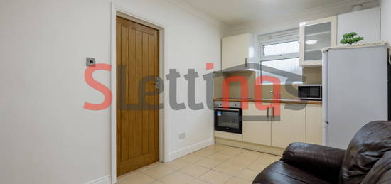 2 bed flat to rent