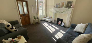 4 bedroom terraced house