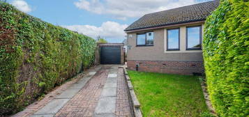 2 bedroom semi-detached bungalow for sale