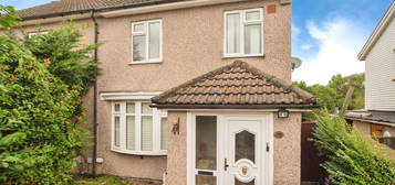 3 bed semi-detached house for sale