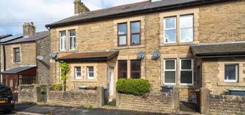 Terraced house to rent in Cliff Road, Buxton SK17