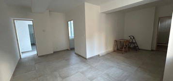 Appartement T2 50m2 non meublé 520CC