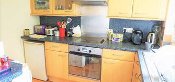 2 bed flat to rent