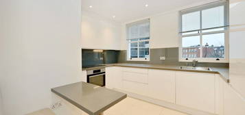 3 bed flat to rent