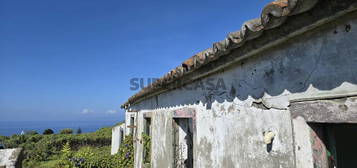 Casa de Moradia para recuperar, com vista mar