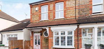 3 bed end terrace house for sale