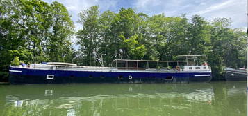 Superbe péniche en pleine nature proche de paris