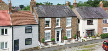 5 bedroom terraced house for sale