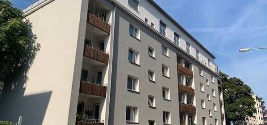 Sehr schöne kernsanierte Wohnung in Bockenheim