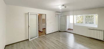 De vânzare apartament cu o camera, modern, zona Pacii