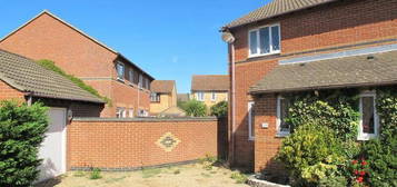 2 bedroom semi-detached house