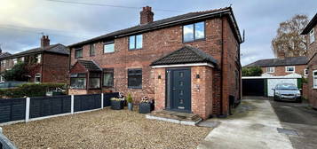 3 bed semi-detached house for sale