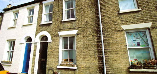 2 bedroom terraced house