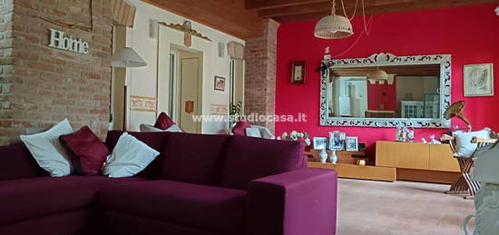 Villa bifamiliare via Asilo, Trescore Cremasco