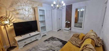 Apartament modern recent renovat, PRIMA INCHIRIERE!